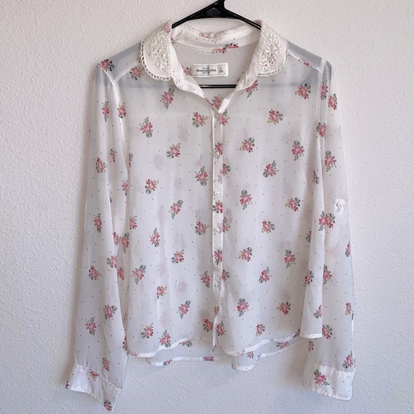 Abercrombie & Fitch Tops - Abercrombie & Fitch Floral Button Front Blouse
